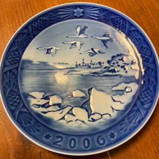 ロイヤルコペンハーゲン(ROYAL COPENHAGEN)の2006年ロイヤルコペンハーゲンイヤープレート(置物)