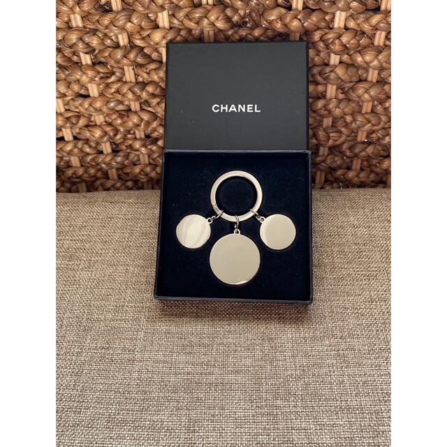 CHANEL(シャネル)の【本物】 CHANEL キーホルダー　ノベルティ 【非売品】 レディースのファッション小物(キーホルダー)の商品写真