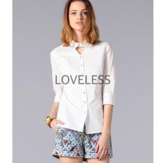 ラブレス(LOVELESS)の最終値下げ♡未使用♡LOVELESS  Vネックカラーハーフスリーブブラウス(シャツ/ブラウス(長袖/七分))