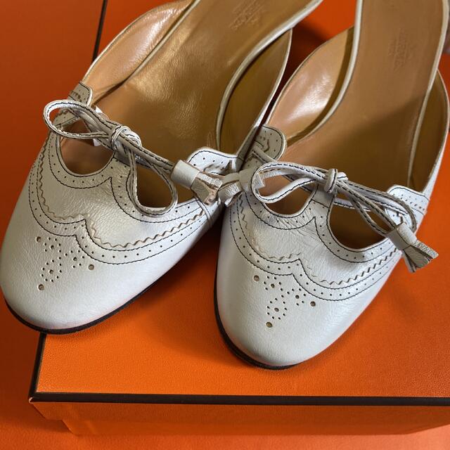 美品 エルメスミュール白36 お得セール stockshoes.co