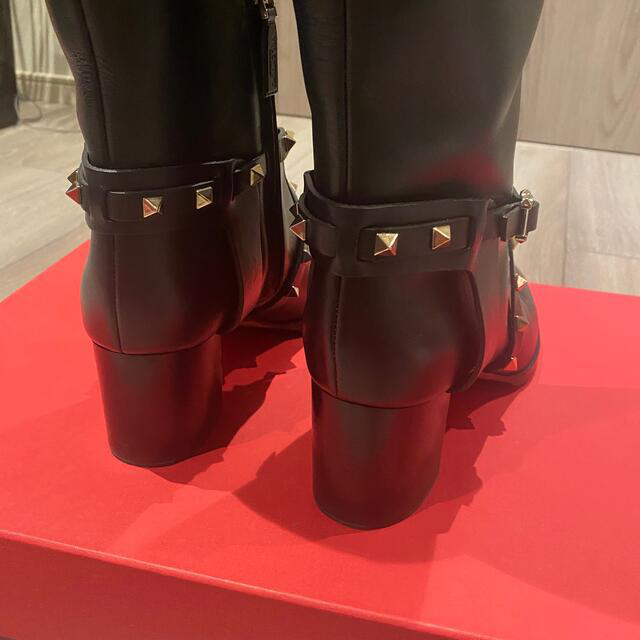 超歓迎 イタリア製 VALENTINO ヴァレンティノ GARAVANI スタッズ
