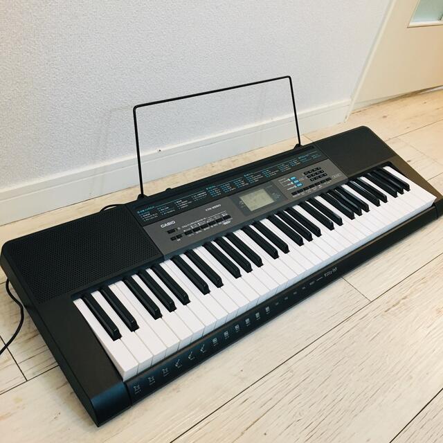 CASIO 電子ピアノ ブラック CTK-2550の通販 by 有印良品｜カシオならラクマ - CASIO キーボード 61鍵盤 最新作得価