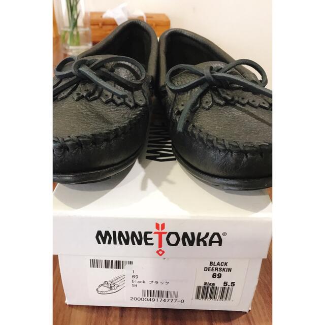 Minnetonka(ミネトンカ)のMINNETONKA 新品未使用 22.5 レディースの靴/シューズ(スリッポン/モカシン)の商品写真