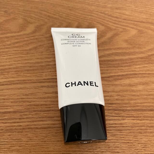 CHANEL(シャネル)のCCクリームN 10ベージュ　 コスメ/美容のベースメイク/化粧品(CCクリーム)の商品写真