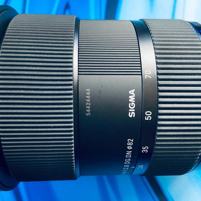 SIGMA(シグマ)の【美品】SIGMA 24-70F2.8 DG DN ソニーEマウント スマホ/家電/カメラのカメラ(レンズ(ズーム))の商品写真