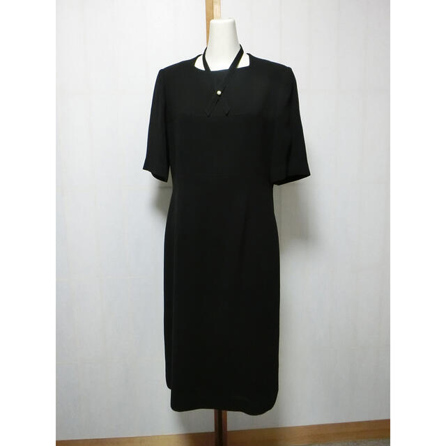 SOIR(ソワール)のKUNIO SHIMIZU クニオシミズ　黒のフォーマル ワンピーススーツ 11 レディースのフォーマル/ドレス(スーツ)の商品写真