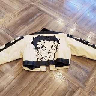 BETTY BOOP 】 ライダースジャケット (M) 革ジャンの通販 by サザエの