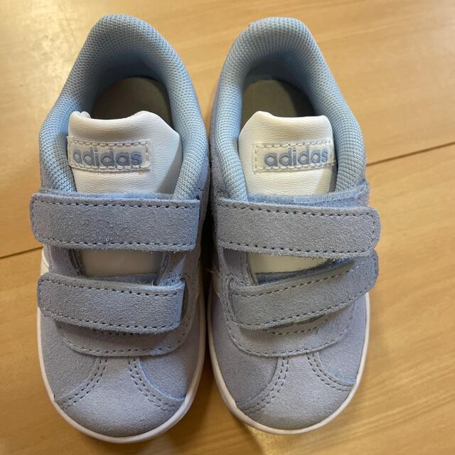 adidas(アディダス)の新品未使用♡adidas♡13センチ♡アディダス キッズ/ベビー/マタニティのベビー靴/シューズ(~14cm)(スニーカー)の商品写真