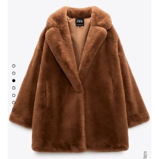 ザラ(ZARA)のＺＡＲＡ フェイクファーコート(毛皮/ファーコート)