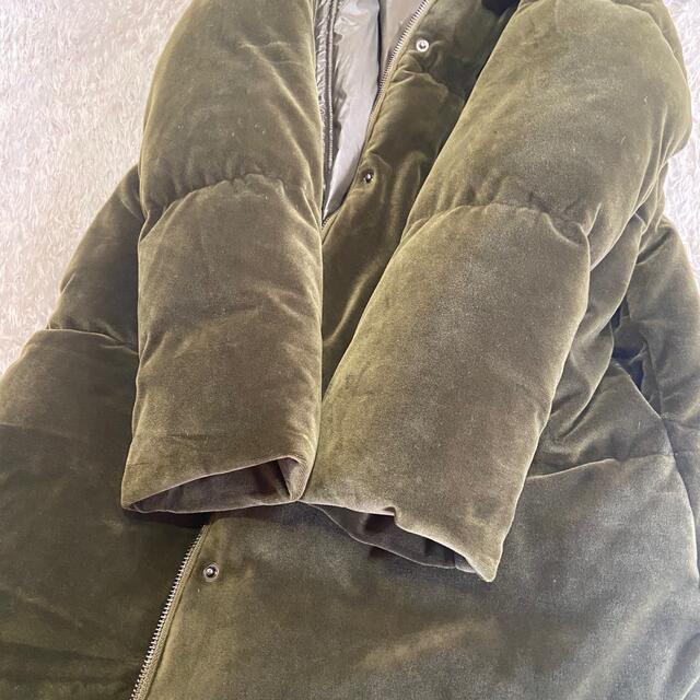 Jijil  ジジル　イタリア製　ロングダウンコート　　ベロア　グリーン レディースのジャケット/アウター(ダウンコート)の商品写真