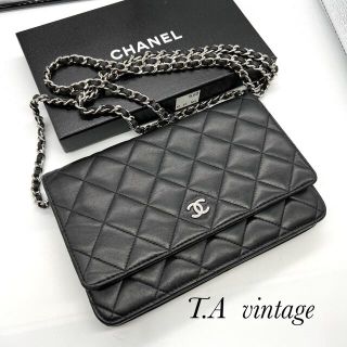 CHANEL - シャネル マトラッセ ラムスキン チェーンウォレットの