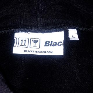 完売モデル　BlackEyePatch × LHP 別注　取扱注意　パーカー