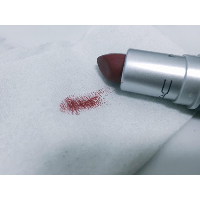 MAC(マック)のスタディッドキス コスメ/美容のベースメイク/化粧品(口紅)の商品写真