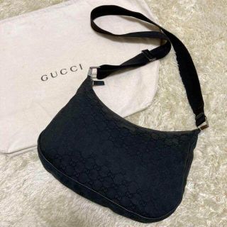 Gucci - GUCCI グッチ ショルダーバッグ GGキャンバス 三日月型 ハーフ