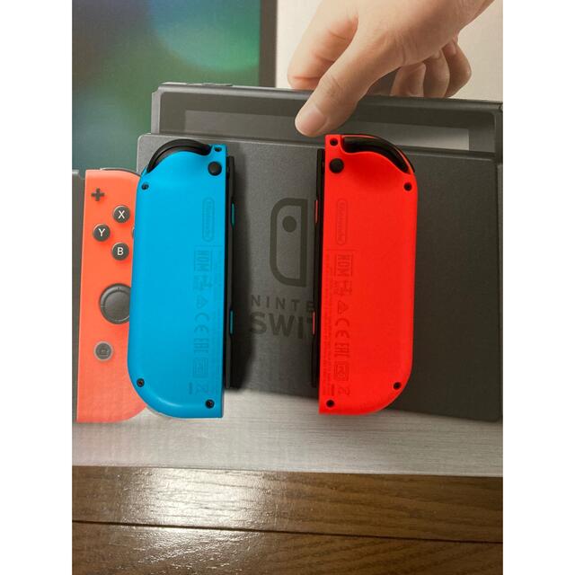 安いお得 Nintendo - Nintendo Switch Joy-Con (L) ネオンブルー/ (R) の通販 by みにぃー！'s shop｜ニンテンドースイッチならラクマ Switch NEW即納