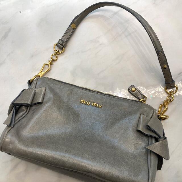 miumiu ハンドバッグ グリーン グレー | フリマアプリ ラクマ