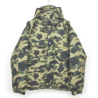 アベイシングエイプ(A BATHING APE)のアベイシングエイプ BAPE ダウンジャケット サルカモ カモフラ 迷彩 S(ダウンジャケット)