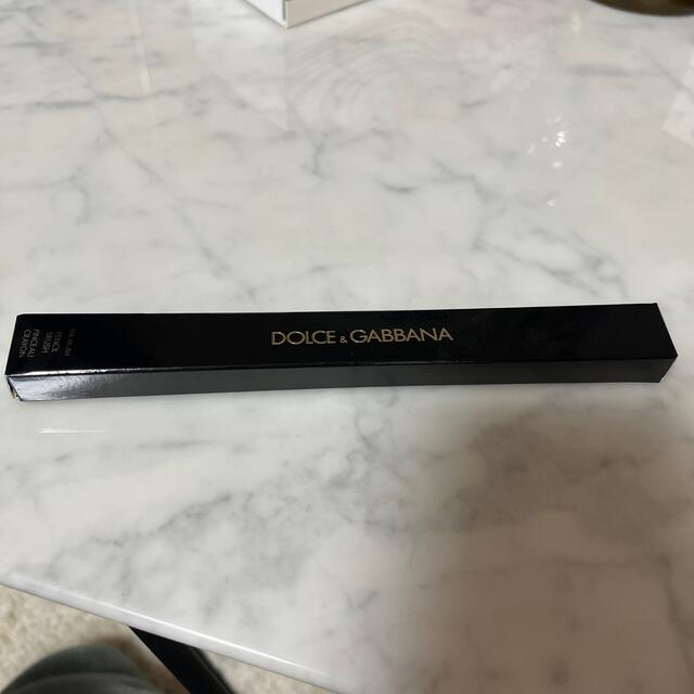 DOLCE&GABBANA(ドルチェアンドガッバーナ)のドルチェ&ガッバーナ　ザ・ブラシ　ペンシルブラシ コスメ/美容のメイク道具/ケアグッズ(ブラシ・チップ)の商品写真