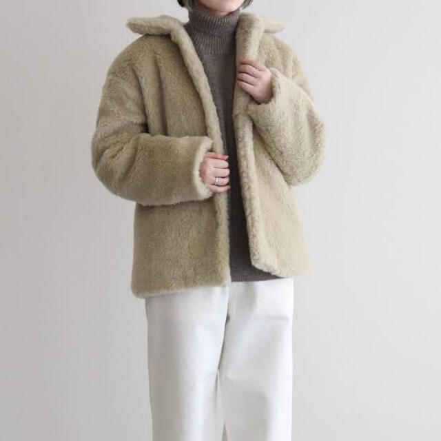 Ron Herman(ロンハーマン)のAURALEE SHETLAND WOOL BOA BIG BLOUSON レディースのジャケット/アウター(毛皮/ファーコート)の商品写真