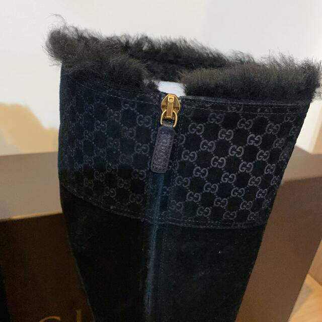 GUCCI - スェードレザーロングブーツ 未使用 箱、靴袋ありの通販 GUCCI - スェードレザーロングブーツ 未使用 箱、靴袋ありの通販
