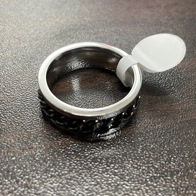 【SALE】リング　メンズ　指輪　ブラック　ステンレス　アクセサリー　黒　20号 メンズのアクセサリー(リング(指輪))の商品写真