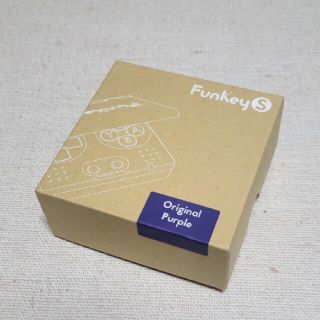 セール中★未開封、匿名 FunKey S パープル 世界最小折り畳みエミュレータ(携帯用ゲーム機本体)