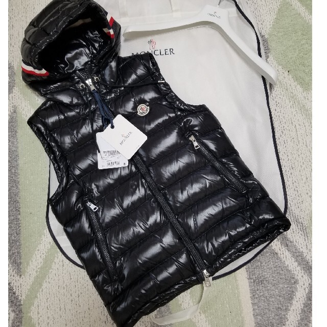 最高 MONCLER 最終お値下げ!新品MONCLERモンクレールダウンベスト