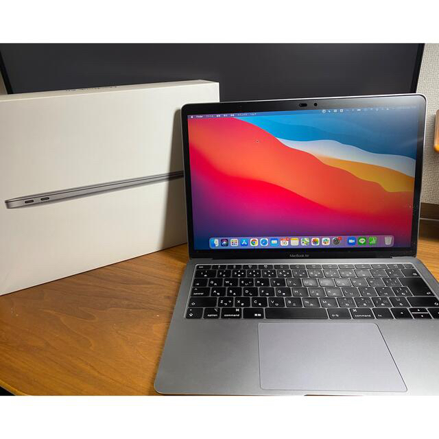 【美品】MacBook Air 13インチ 128/8GB MRE82J/A