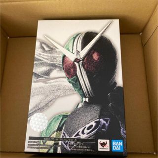 バンダイ(BANDAI)のS.H.Figuarts　真骨彫 仮面ライダーW サイクロンジョーカー　(特撮)