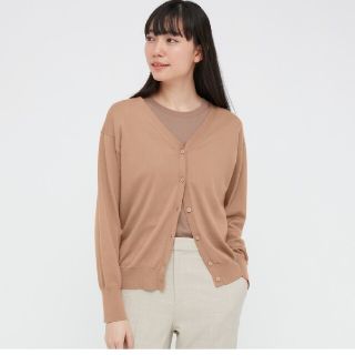 ユニクロ(UNIQLO)のＵＶカットスーピマコットンVネックカーディガン(カーディガン)