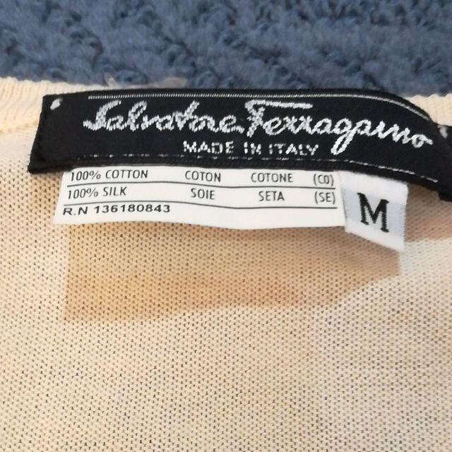 Salvatore Ferragamo(サルヴァトーレフェラガモ)の67 A 美品　サルヴァトーレフェラガモ　蝶々　アンサンブル　カーディガン　薄手 レディースのレディース その他(その他)の商品写真