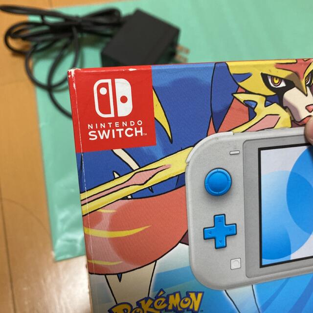 NINTENDO SWITCH LITE ザシアン・ザマゼンタ　ポケモン