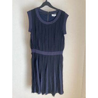 ランバンオンブルー(LANVIN en Bleu)の【未使用】ランバンオンブルー　ノースリーブ　ワンピース　ドレス(ミディアムドレス)