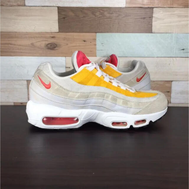 NIKE AIR MAX 95 ESSENTIAL 25.5cm 商品の状態 靴/シューズ オンライン