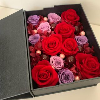 お値下げ❗️大サイズ箱入　プリザーブドフラワー　薔薇(プリザーブドフラワー)