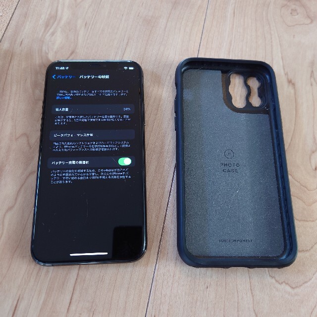 iPhone(アイフォーン)のiphone11pro 256gb simロック解除済み ケース付き スマホ/家電/カメラのスマートフォン/携帯電話(スマートフォン本体)の商品写真