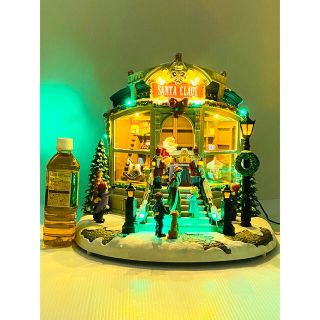 【 美品 】Santa's Toy Shop 8曲入り オルゴール付き ジオラマ