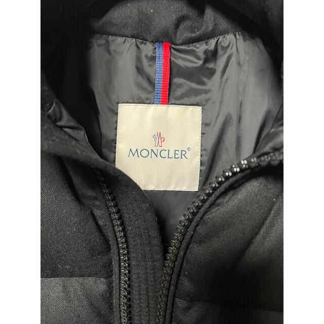 MONCLER(モンクレール)のモンクレール　モンジュネーブル　ブラック　サイズ1 メンズのジャケット/アウター(ダウンジャケット)の商品写真