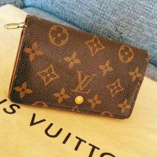 ルイヴィトン(LOUIS VUITTON)の週末の最終最後♡夜中だけのお値下げ✨ルイヴィトン★モノグラム折り財布✦(財布)