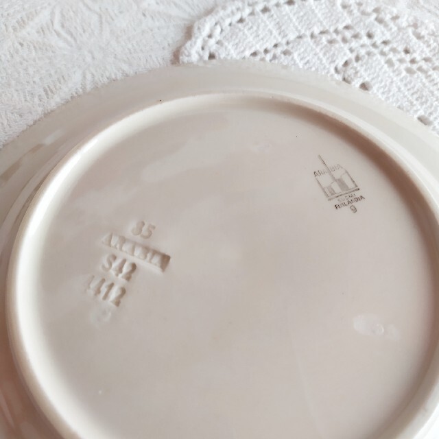 H.P.FRANCE(アッシュペーフランス)の*old arabia ❀ brown flower cake plate インテリア/住まい/日用品のキッチン/食器(食器)の商品写真