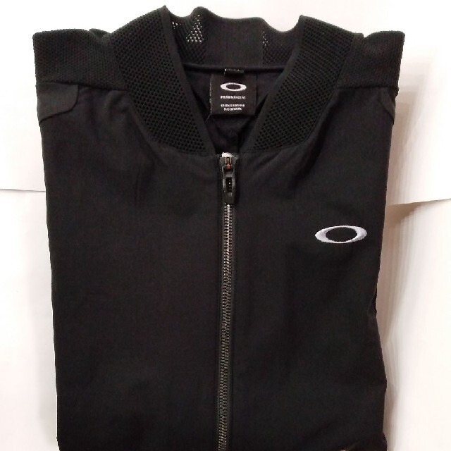 Oakley(オークリー)のOAKLEY MIXJACKET2.0 メンズのジャケット/アウター(ナイロンジャケット)の商品写真