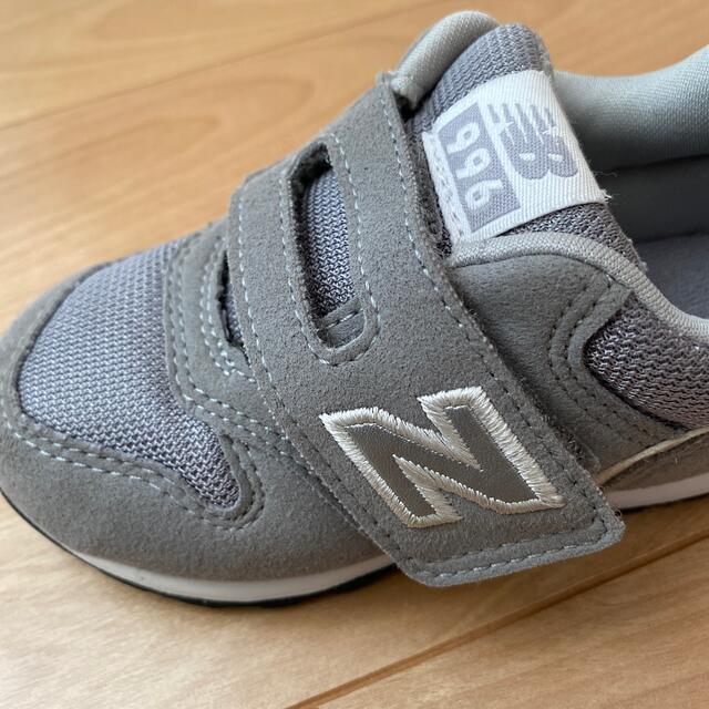 New Balance(ニューバランス)のニューバランス  スニーカー　996 14.0cm★ グレー キッズ/ベビー/マタニティのベビー靴/シューズ(~14cm)(スニーカー)の商品写真