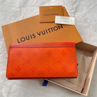 ルイヴィトン(LOUIS VUITTON)のルイヴィトン　タイガラマ　ブラザ　NM ボルケーノオレンジ(長財布)