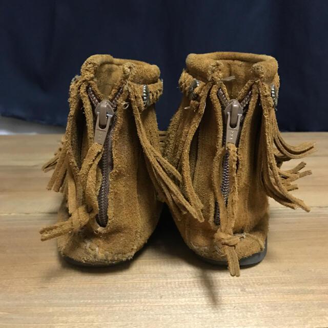 Minnetonka(ミネトンカ)の【Minnetonka】フリンジブーツ レディースの靴/シューズ(ブーツ)の商品写真