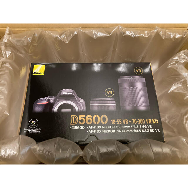 【新品・未使用】Nikonデジタル一眼レフカメラ D5600 ダブルズームキット