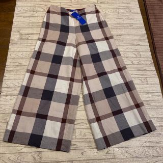 バーバリーブルーレーベル(BURBERRY BLUE LABEL)のブルーレーベル　クレストブリッジ　ワイドパンツ(カジュアルパンツ)