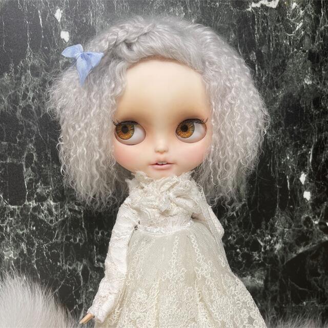 blythe _w-477プラチナライトグレー⭐️チベットラムウィッグ