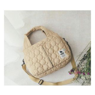 ｍｏｚ多収納キルティングバッグＢＯＯＫ　ＢＥＩＧＥ　ｖｅｒ．(ファッション/美容)