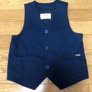 ザラキッズ(ZARA KIDS)のZARAキッズ　ベスト　サイズ7(ジャケット/上着)