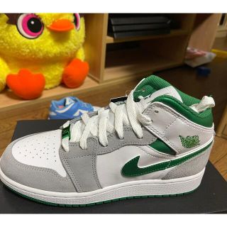 ナイキ(NIKE)のAir Jordan Gs Mid Green White(スニーカー)